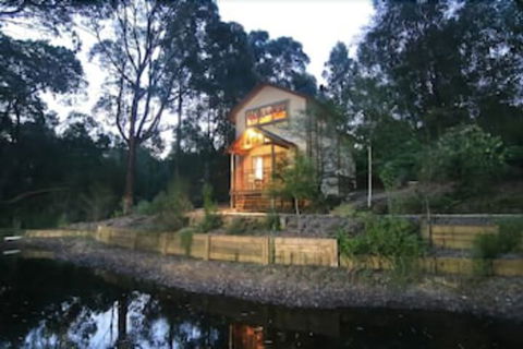 Eagle Hammer Cottages - Melbourne Tourism 0