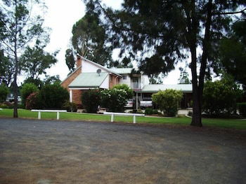 Park House Motor Inn - Melbourne Tourism 1