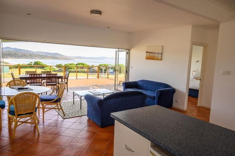 White Sands Estate - Melbourne Tourism 3