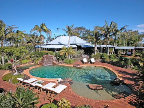 Four Winds Villas - Melbourne Tourism 1