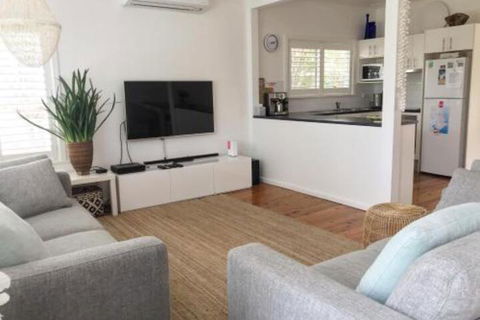 The Seaside Beachhouse Mollymook - Melbourne Tourism 5