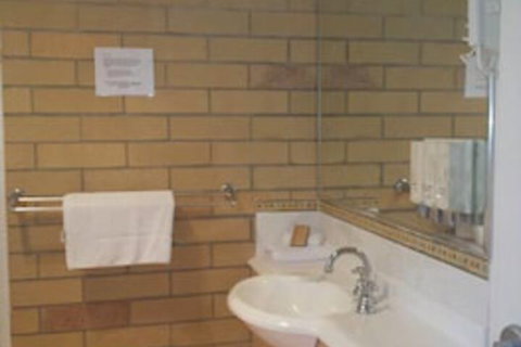 Cotswold Motor Inn - Melbourne Tourism 7