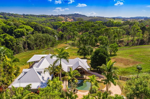 Rockinghorse Estate - Melbourne Tourism 1