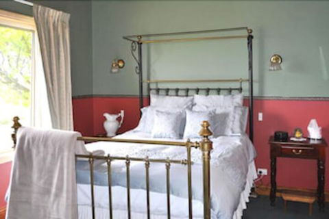 Killynaught Spa Cottages - Melbourne Tourism 5