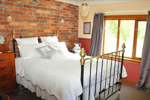 Killynaught Spa Cottages - Melbourne Tourism 6