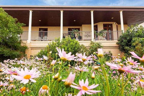 Fairway Manor Accommodation - Melbourne Tourism 2