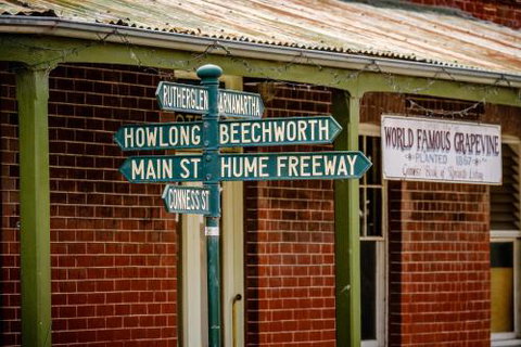 Lydoun Motel - Melbourne Tourism 4