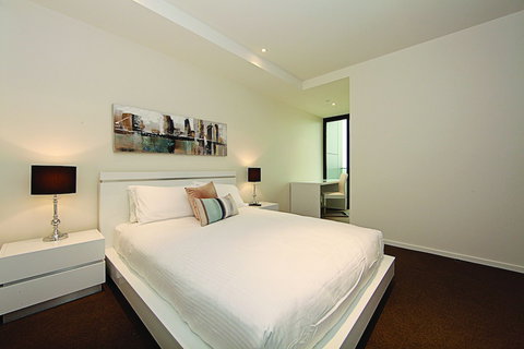 Accommodate Canberra - The ApARTments - Melbourne Tourism 0