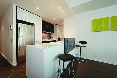 Accommodate Canberra - The ApARTments - Melbourne Tourism 6