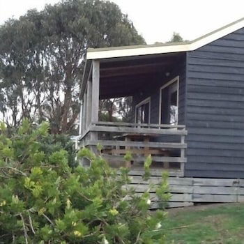 12 Apostles Cottages - Melbourne Tourism 4