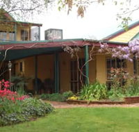 Willowlake Cottages - Melbourne Tourism