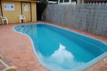 Anchorage Holiday Units - Melbourne Tourism 0