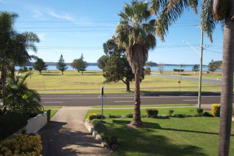 Kon Tiki Apartments - Melbourne Tourism 5