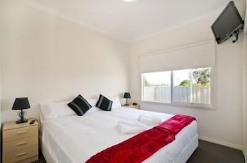 Werribee Short Stay Villas & Accommodation - Melbourne Tourism 1