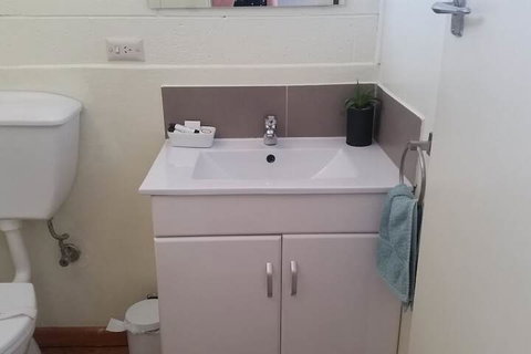 Gazebo Motor Inn - Melbourne Tourism 7