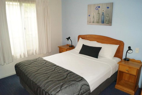 Asters On James Motor Inn - Melbourne Tourism 1