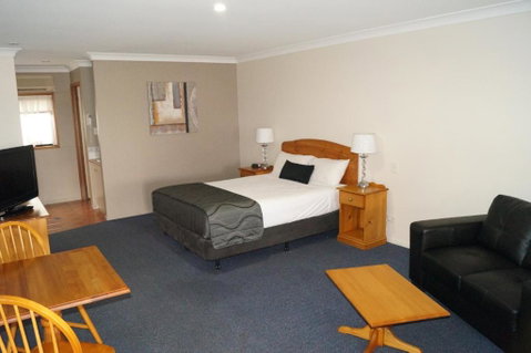Asters On James Motor Inn - Melbourne Tourism 6