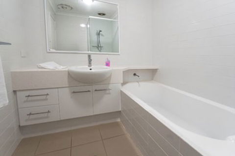 Yallingup Beach Resort - Melbourne Tourism 7