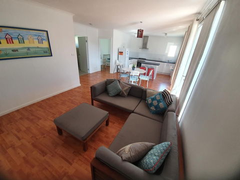 Lil House - Melbourne Tourism 4
