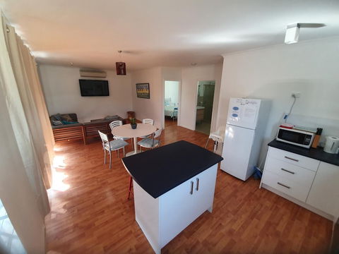 Lil House - Melbourne Tourism 6