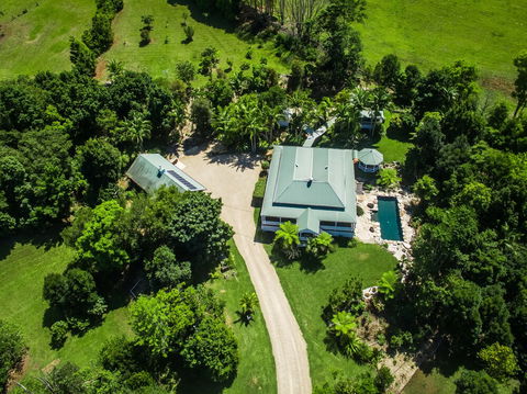 A PERFECT STAY - Bangalla Estate - Melbourne Tourism 1