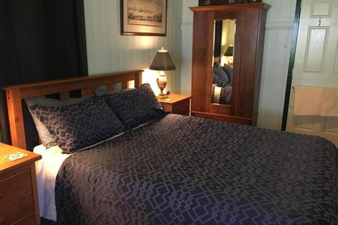 Pitstop Lodge Guesthouse B & B - Melbourne Tourism 6