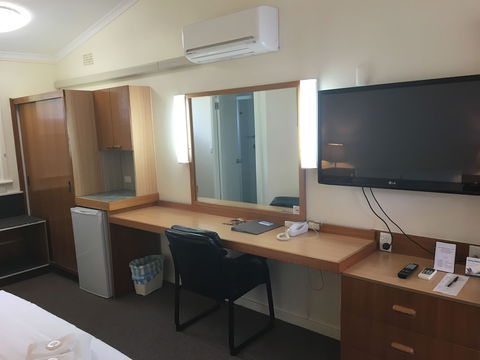 Waterview Gosford Motor Inn - Melbourne Tourism 6