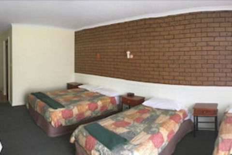 Cardigan Lodge Motel - Melbourne Tourism 4