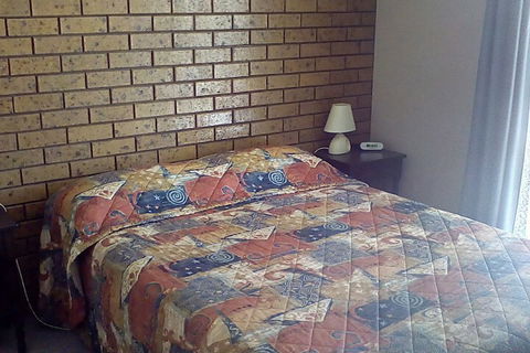 Cardigan Lodge Motel - Melbourne Tourism 3
