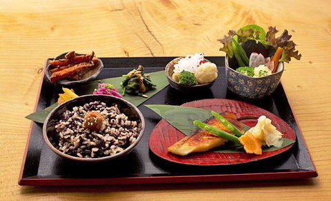 Wabi Sabi Salon - Melbourne Tourism 5