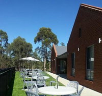 Farmers Arms Hotel - Melbourne Tourism