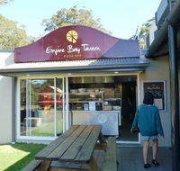 Empire Bay Tavern - Melbourne Tourism