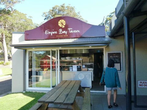 Empire Bay Tavern - Melbourne Tourism 0