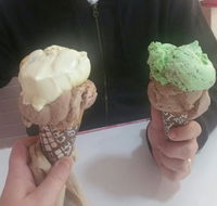 Annie's Old Fashioned Ice Cream Parlour - Melbourne Tourism