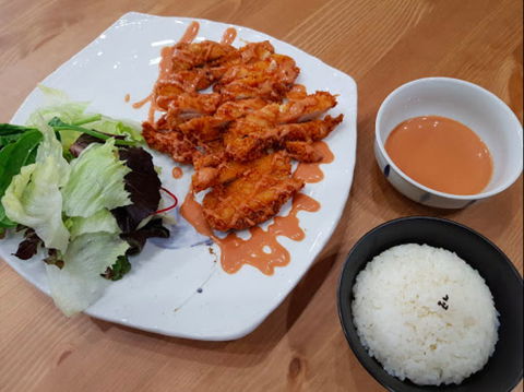 New Rice Paper And Japanese - Melbourne Tourism 0