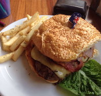 The Red Parrot Cafe - Melbourne Tourism