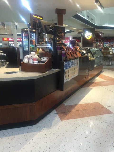 Gloria Jeans - Runaway Bay - Melbourne Tourism 0