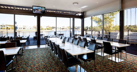 Pelican Waters Tavern - Caloundra - Melbourne Tourism 0