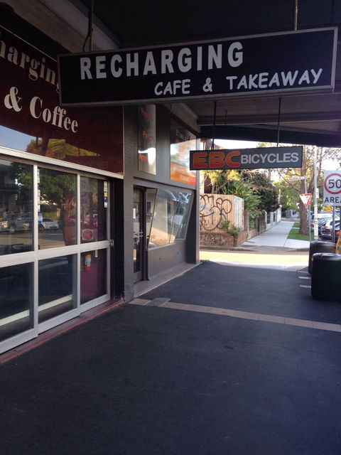 Recharging Burger And Coffee - Melbourne Tourism 0
