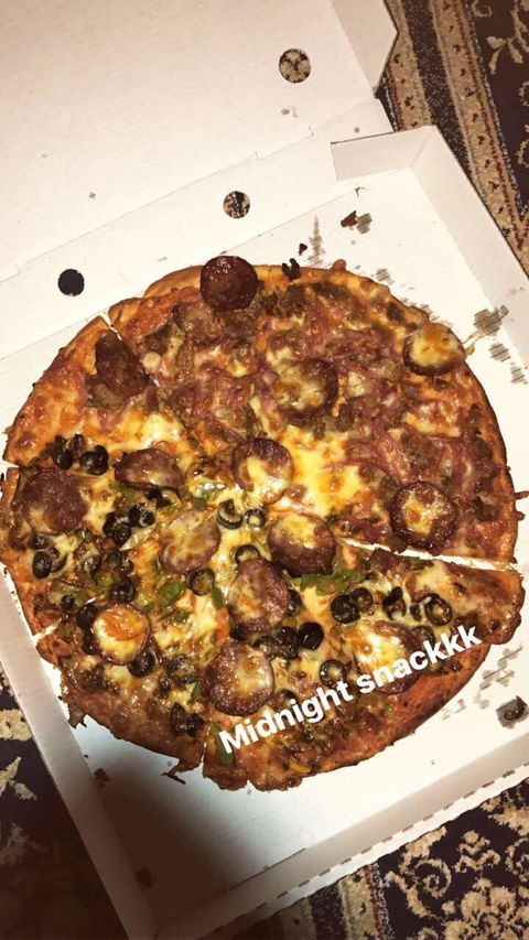 All Night Pizza Cafe - Melbourne Tourism 0