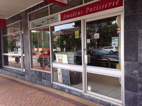 Amadeus Cafe Patisserie - Melbourne Tourism 0