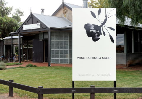 Drink Ottelia + Eat Fodder - Melbourne Tourism 2