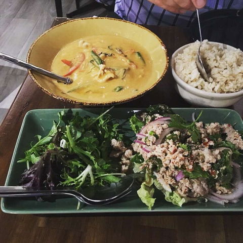 Inthanon Thai - Melbourne Tourism 0