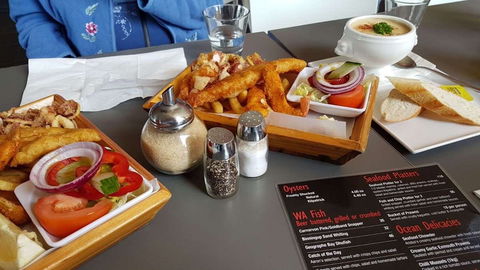 Aristos Waterfront Bunbury - Melbourne Tourism 0