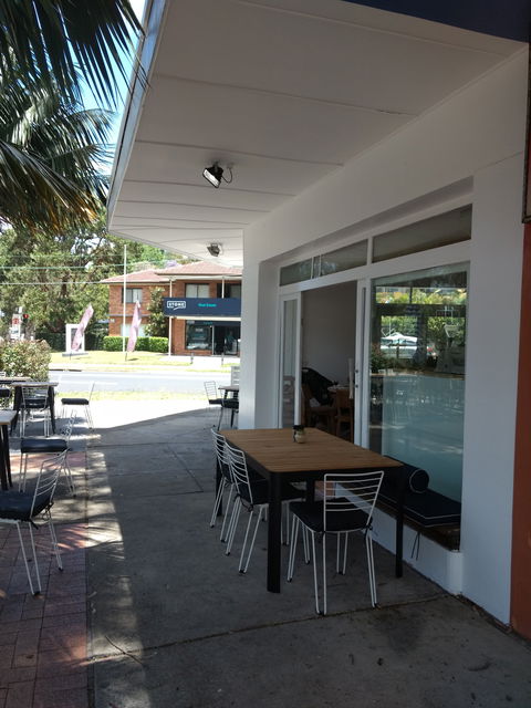Richard Cafe - Melbourne Tourism 0