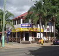 Queensland National Hotel - Melbourne Tourism