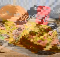 Big B's Chicken And Burgers