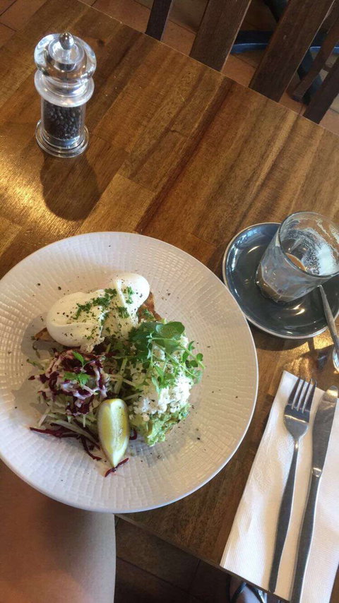 Chain Of Fools - Melbourne Tourism 0