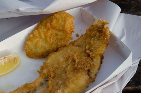 DJ's Fish 'N' Chips - Melbourne Tourism 0