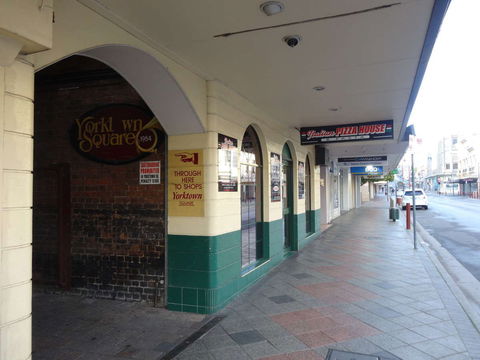 Italian Pizza House & Pasta - Melbourne Tourism 0